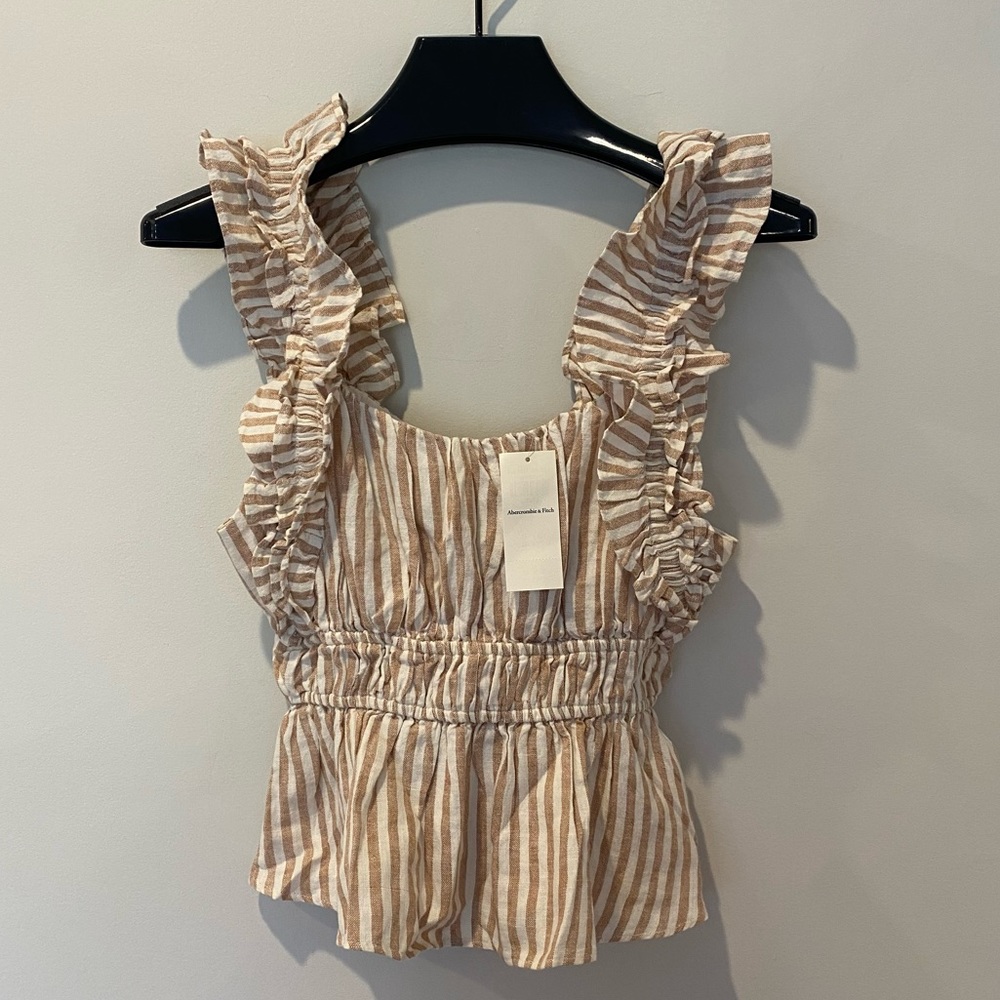 NWT Abercrombie & Fitch Ruffle Tan and White Tank